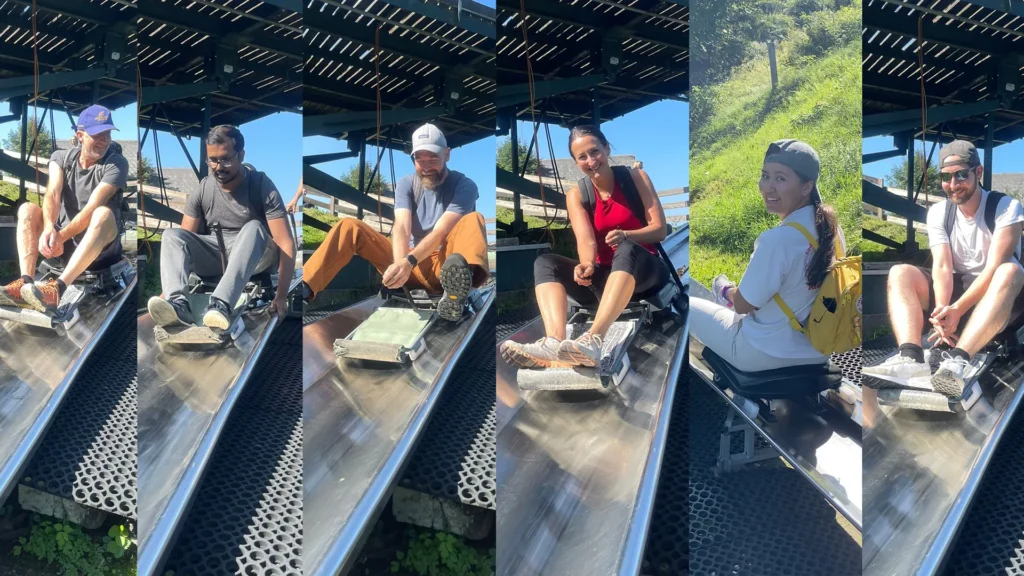 Team auf Rodelbahn